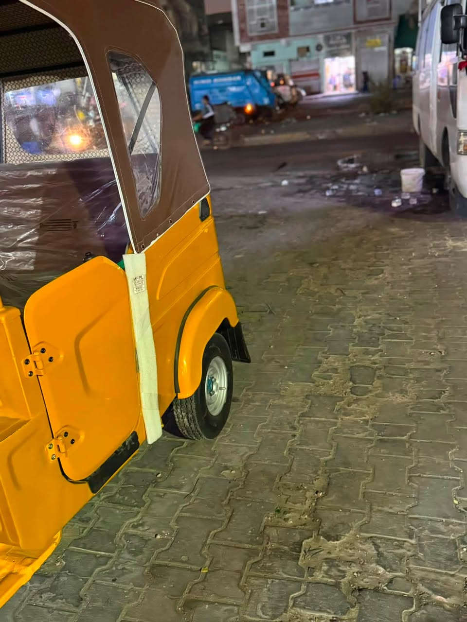السلام عليكم تكتك ٢١ رقم بغداد تكتك كفاله كشر ومكينه تنقيص تبخير تكتك مكفوله بيها بس دوس معمرات تكتك كفاله الف متذب عليها كبل للشارع الواتساب *********** الخط ***********
