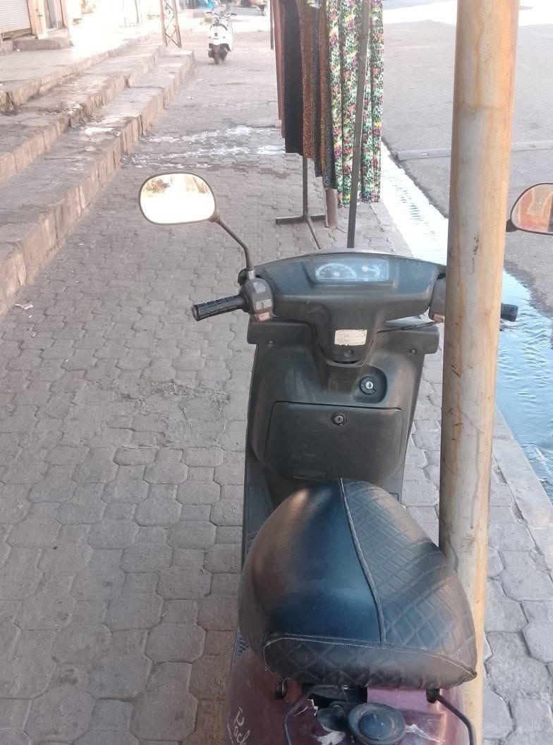 سلام عليكم شباب يماها لبيع كل عيب مابي شرط الفحص فقط باتري مابي سعر  
بريكات شغال كابريتر شرط سرعه 60 
السعر 220 اوبي مجال مكاني كركوك قدسيه الثانيه شارع أبو وليد ***********
