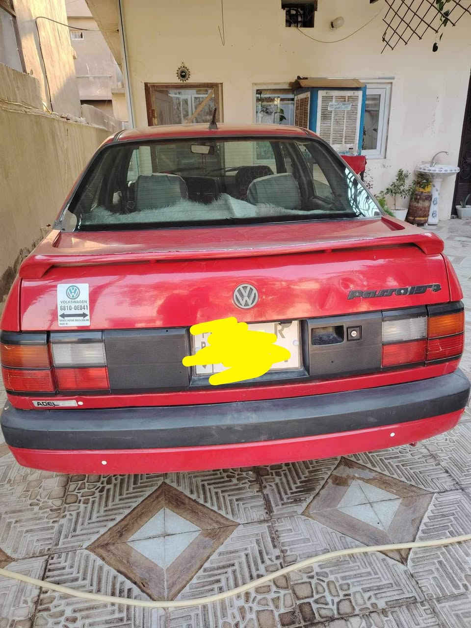 باصات فوكس واكن موديل 93  كيرو مكينه شرط حاويه رقم انكليزي  بأسمي سنويه لل 30 بيه دفتر بانزين شرط الوكالة والتحويل 
السعر 30  وبيه مجال للشراي.      رقم الهاتف ***********  ***********
