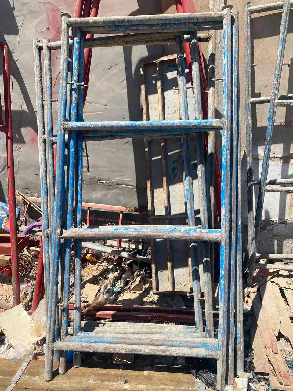 سكلات للبيع عرض 90 رتفاع مترين
شهربان
***********
