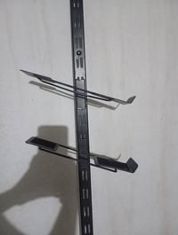 عارضات احذية • جدارية • كمية كبيرة