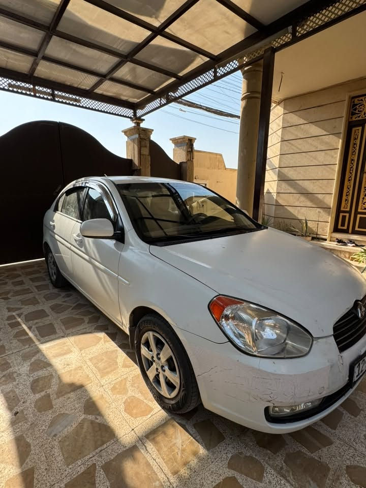 🚗 للبيع هيونداي أكسنت

🔹 اللون: أبيض
🔹 المحرك: DOHC 16V
🔹 السيارة وارد امريكي 
🔹 الموديل: 2010
🔹 الممشى: 76 ألف ميل
🔹 القير: أوتوماتيك
🔹 السيارة موجودة وجاهزة للفحص والمعاينة
🔹 الملاحظات ضررها بوند وجاملغ خلفي فقط بدون دواخل ولا شواصي شرط 
رقم نينوى مسطره سنويه وهزه جديده 
شرط التحويل
📍 الموقع: موصل حي الميثاق 
💰 السعر: 103 وبي مجال 
📞 للتواصل: ‭***********‬
