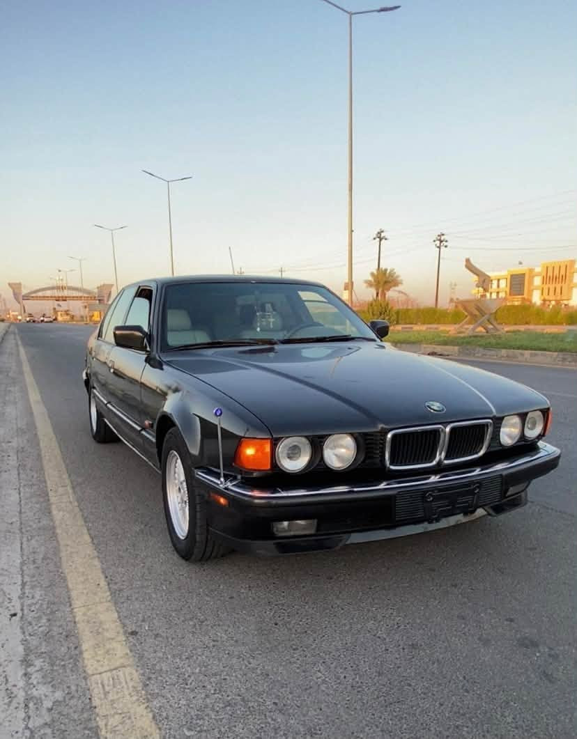 بي إم دبليو 740 • V8 • جام مصفح