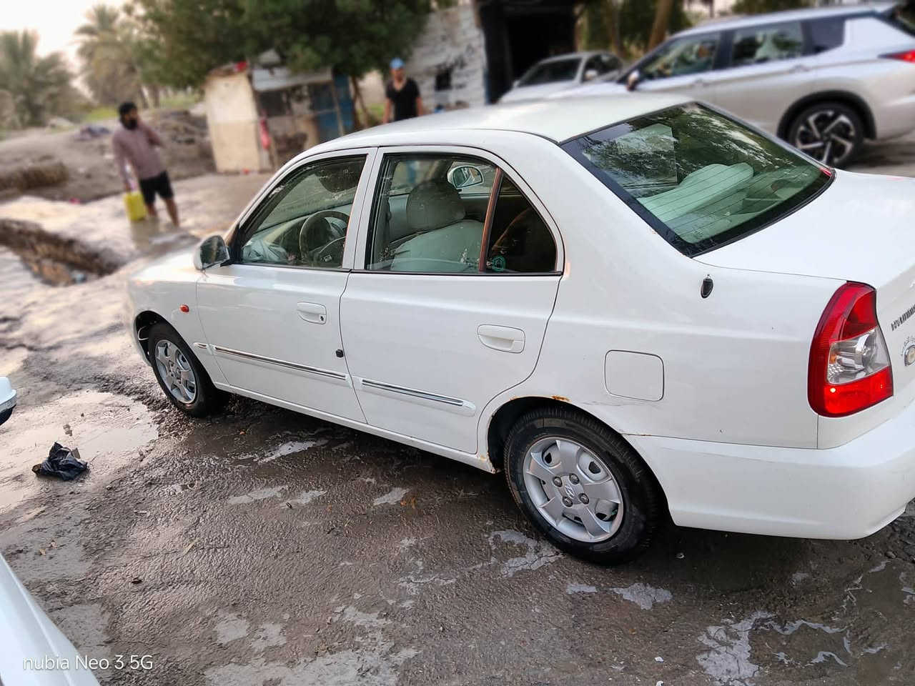 سياره فيرنه اكسنت موديل 2015 لون ابيض باسمي رقم انكليزي بابل السيارة غرفتها نظيفه جدا تخم تاير جديد مع الاسبير وللمصداقيه بيها تكشير بسيط في مقدمه البنيد والجنطه والتبريد مقصر غاز السعر 65ورقه وبيها مجال الاتصال على الرقم ***********
