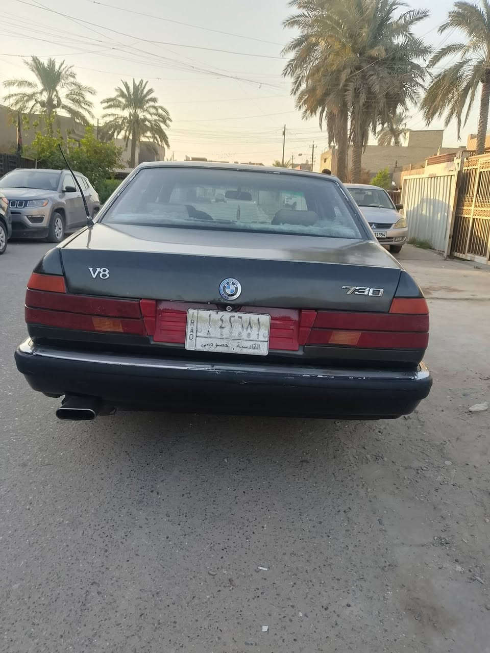 السلام عليكم.. BMW .. حجم 730موديل 92 رقم قادسيه سنويه لغاية 28 صبغ عام بدون حادث مكينه ثمانية سلندر مسكر حجم 30 تبريد بس كمبريسر عاطل سلايت يشكل مرات ولاغيه..كهربائيات شغاله صدر وسط كير بي طبه على البك ومكينه بحاله جيده تحويل السيارة بالقادسيه سياره يرادلها ترتيب الداخل.. السيارة مو زيرو..السعر 35 وبيها مجال مكان السيارة بغداد بالزعفرانيه..*********** الرقم الثاني بي واتس آب ***********
