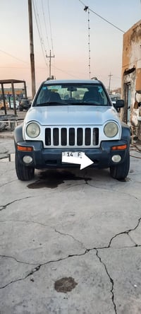 جيب ليبرتي  موديل 2005 رقم بصره نكليزي مشروع وطني  سنويه جديده مكينه س...