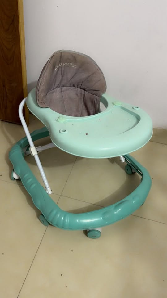 شغلات نظيفة اخت الجديدة بيهم غير مستخدم يوجد توصيل ٥ كل المحافظات *********** للتواصل
