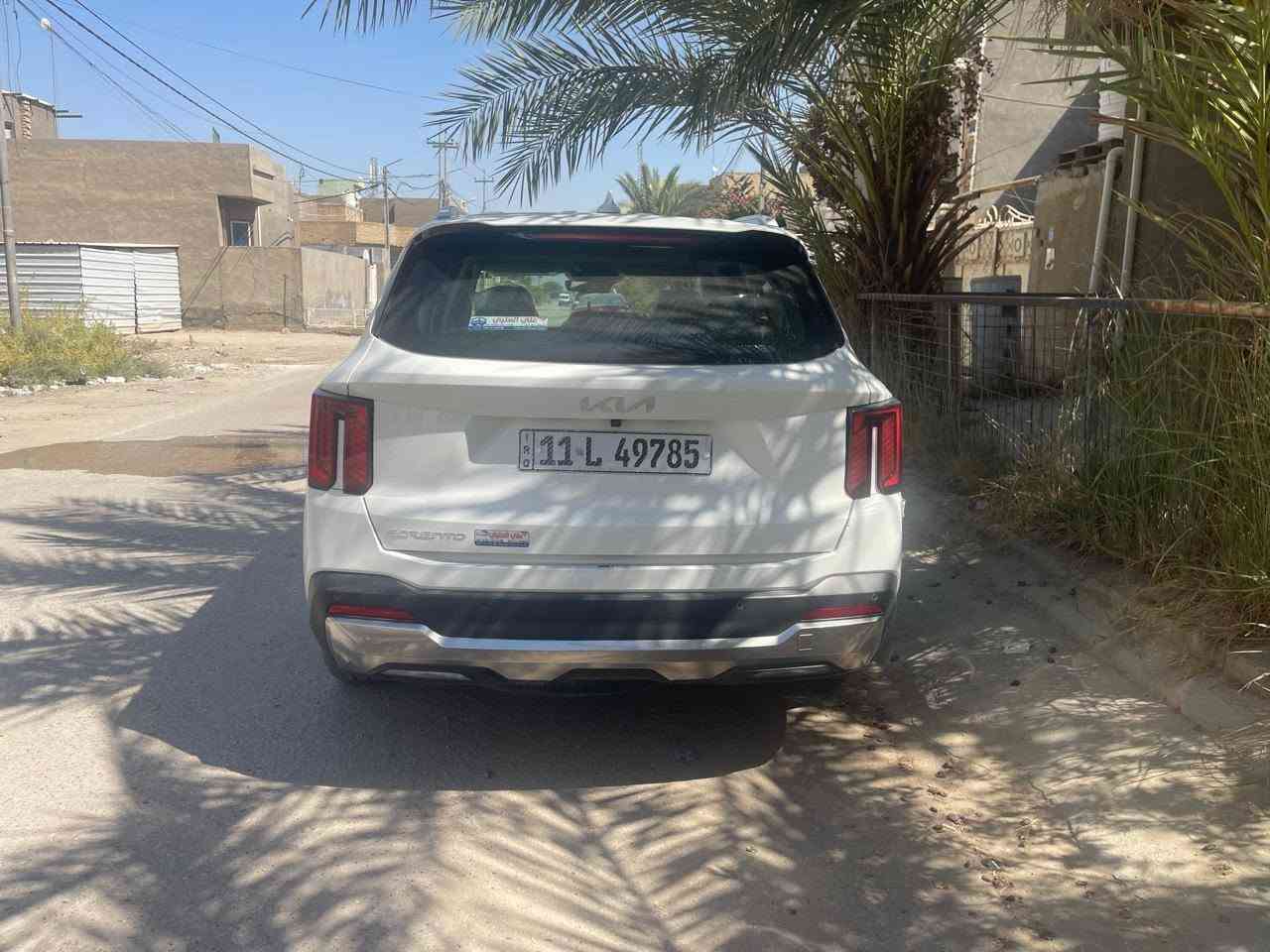 سورنتو موديل ٢٠٢٤ السيارة جديده ماشيه ١٧الف 
فول مواصفات ما عده الفتحه 
السعر ٢٩٨ بيها مجال 
المكان بابل اسكندريه 
***********
