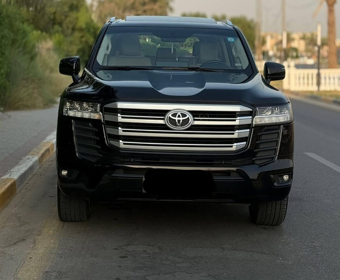 لاندكروز 2022 GxR الساز  ماشية68الف  رقم اربيل بأسمي سنوية
نضيفة

بمعنى الكلمة و مگفولة من جميع نواحي الحمدلله 

مواصفات فول 

كشنات جلد بيجي 

و داخل مطعم بصاج 

فتحة

كشنات تدفى تبريد

شاشات خلفية 

مكاني نينوئ مركز المدينة

 رايدهة 605 ورقة 

رقم الهاتف ‏‪***********‬‏

