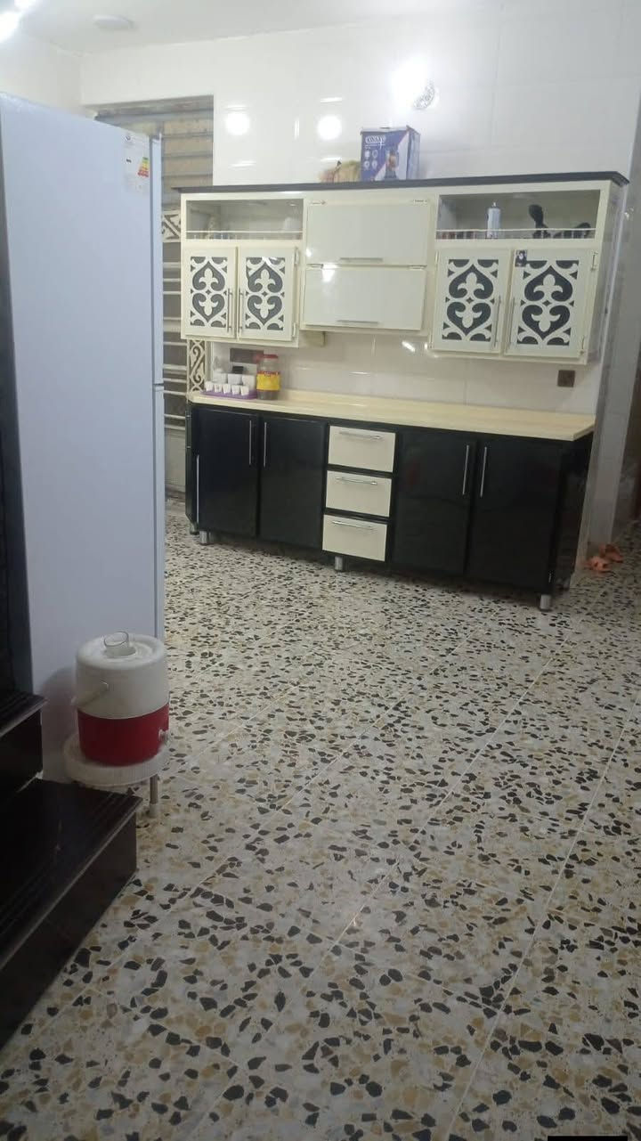 دار للبيع • العبيدي • ١٠٠م