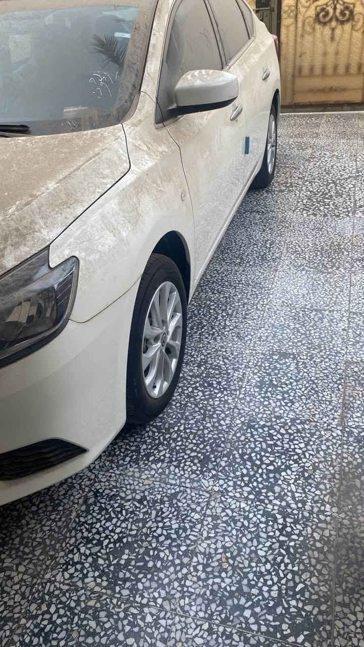 � للبيع نيسان سنترا 2025 🚗
🔹 موديل 2025
🔹 ممشى 4 ونص آلاف كم فقط
🔹 أوتوماتيك
🔹 لون أبيض 
سعر ١٣٢ وبيه مجال 
***********
