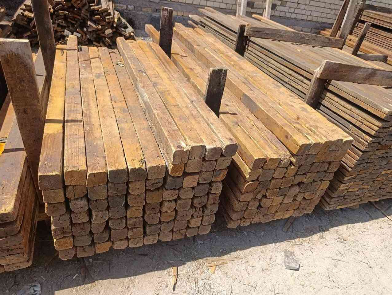 قالب خشب مستعمل روسي تارس نضيف 25 العدد 14 مكعب العنوان بابل هاتف ***********
