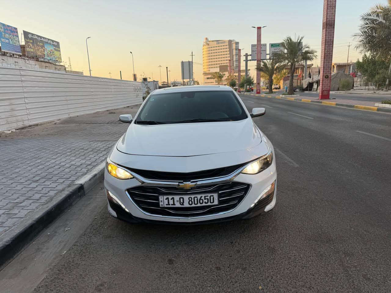ماليبو 2024 LT للبيع

 اللون: أبيض
 رقم بغداد
 سنوية وهزة إصدار جديد 2026
 محرك 1.5 تيربو 
 بانوراما قطعتين
 فُل مواصفات LT
 بصمة أبواب + تشغيل بصمة
 تشغيل عن بُعد
 سايد بريك كهربائي
 لايت زينون أبيض مع لايت أصفر
 كاميرا 360
 حساسات + رادار
 تحديد مسار
 تحكم بالستيرن
 تبريد خلفي
 قيادة ذاتية
 ماشية 73,000 كم فقط
 كفالة حدادية وكير ومكينة وتبريد وكهربائيات
 حادث السيارة في أمريكا موضح بالصور
حادث السيارة ( جاملغ امامي وخلفي عكس السائق + جاملغ خلفي عكس السائق )
سعر 120 بيع سريع 
*********** — *********** 
البصرة حي الجامعة
