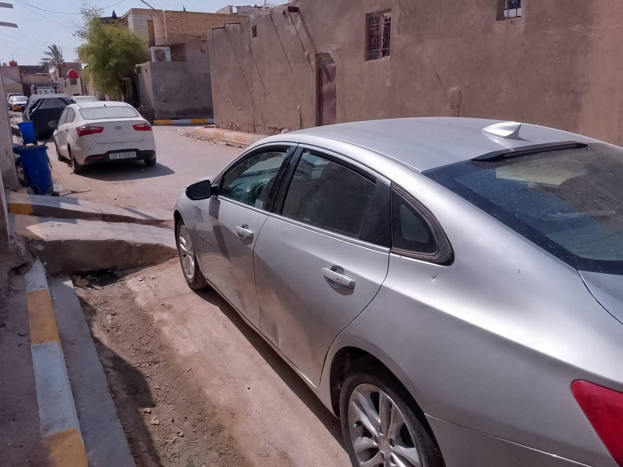 سلام عليكم ماليبو موديل 18 كير محرك حداده تخم تاير كله جديد بالنسبه للضربه كلش خفيفه دزلك رقم الشاصي وانت شوفها 
النواقص 
1 قفل البنيد 
2 تبريد عاطل 
3 مراوح تشتغل ع السرعه الثانيه 
السعر 68 ورقه العنوان ذي قار الغراف 
***********

