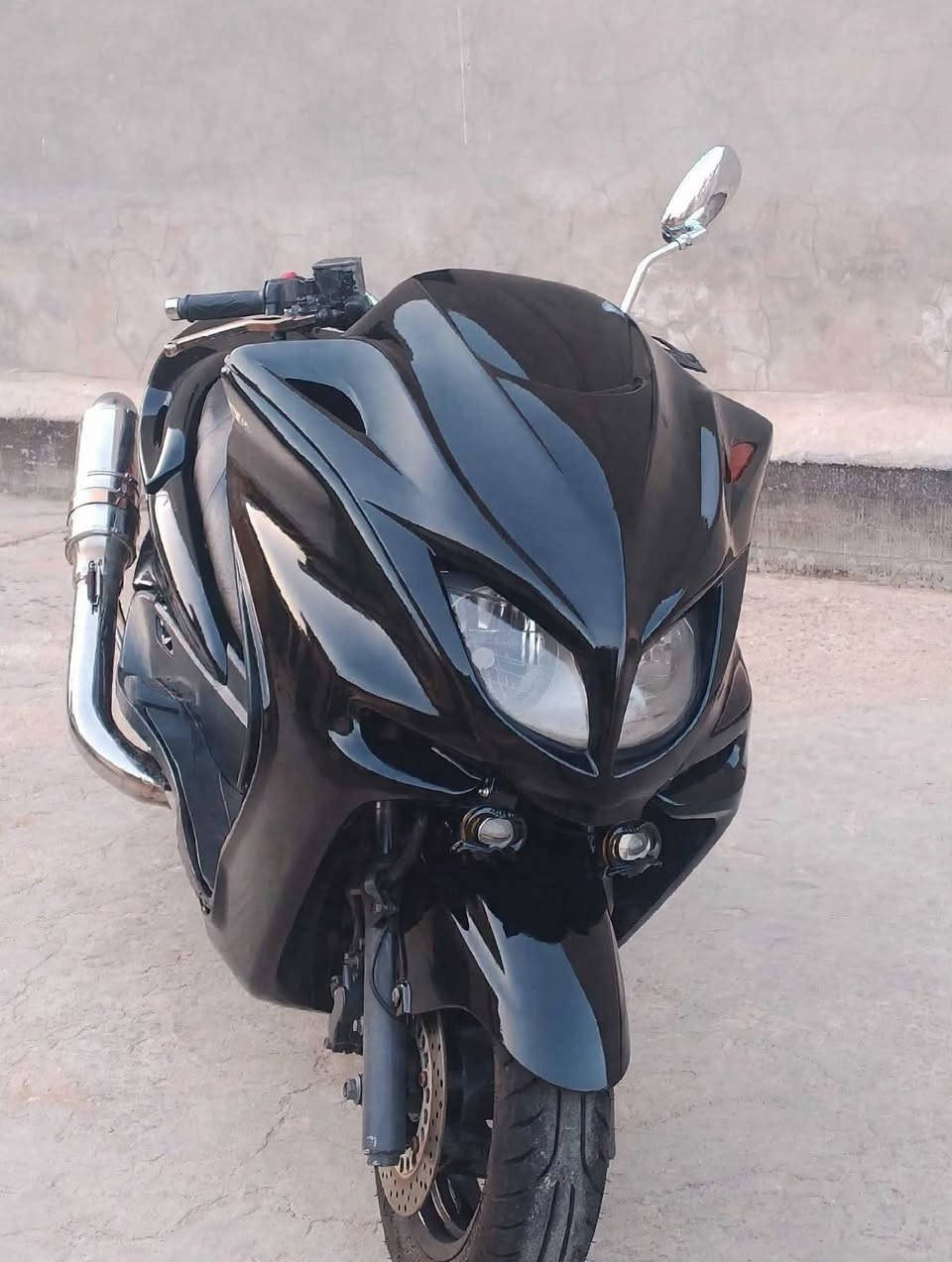 للبيع - ماجستة 255cc وحش - نسخة باتمان
ماجستة 255cc محرك شرط الفحص، دراجة نظيفة جداً نظافة فول، وحش بالشارع مو مال هوسة

المواصفات:
النوع: ماجستة 255cc نسخة باتمان الأصلية
المحرك: شرط، ناعم، لا صوت لا دخان لا نقص دهن
النظافة: نظيفة جداً، دراجة شخص واحد
الكهربائيات: كلها شغالة - لايت زنون، اشاير، بريك، هورن
الهيئة: هيئة بلادية، صبغ بلاد، لا طعج لا تصليح

دراجة جاهزة، لا تريد دينار، تدير بانزين وتطلع.

المكان: الديوانية
السعر: [900] وبيها مجال للشراي

للاستفسار خاص أو اتصال
رقمك هنا 👇
***********
