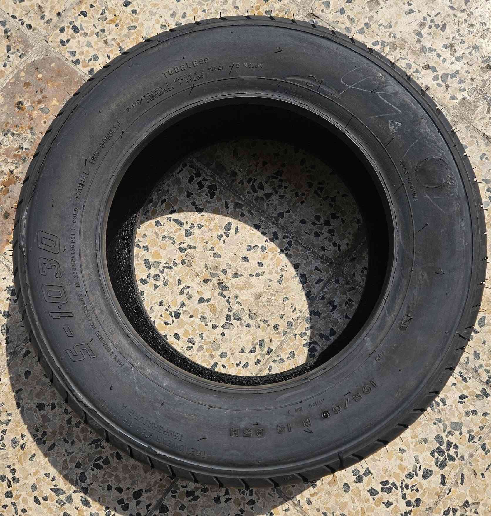 🚗💥 أمانك على الطريق يبدأ من إطار سيارتك! 💥🚗
طريقك طويل؟ والحرارة عالية؟ لا تشيل همّ المسافات بعد اليوم! 👇
نوفر لك أحدث الإطارات العالمية والمحليّة المعتمدة، المصممة خصيصاً لتحمّل أعلى درجات الحرارة والأحمال الثقيلة، مع أعلى مستويات الثبات على الطريق والفرملة السريعة.
✨ عرض الخاص رقم (2) سعر الزوج 50الف كامل ويه شدو عل سيارة  (لفترة محدودة):جديد فقط أوربي نقشة خشنة📍يوجد جملة أو مفرد 
​الحجم ​​195/60 14 📍
 نفس العلو مال14/185/65 بل ضبط ما يختلف شي أبد%📍  
ANLI: اسم العلامة التجارية (العلامة/الشركة المصنعة للإطار
MADE IN CHINA: الصنع في 📍
 الموقع: موصل [حي التنك سايدين العام /قرب حديقة شارع عشرين📍يم الستيدارة] [محل اياد البنجرجي ]
📞 للطلب والاستفسار أو حجز موعدك: [***********
 ***********/ 
💬 أو راسلنا مباشرة عبر رسائل الصفحة!
