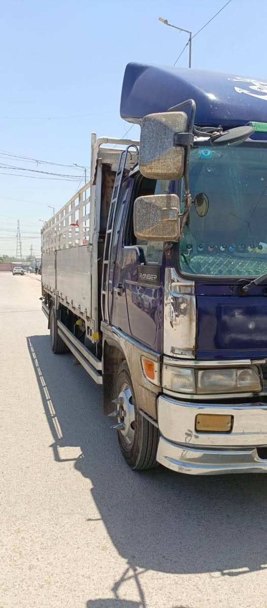يا الله للبيع
السلام عليكم طيرة ٧٠ سوبر لا صرف ولا بخار ٦ وربع بلادي تخم تاير 

سيارة جهازة للعمل مكاني بابل جبلة 

***********
