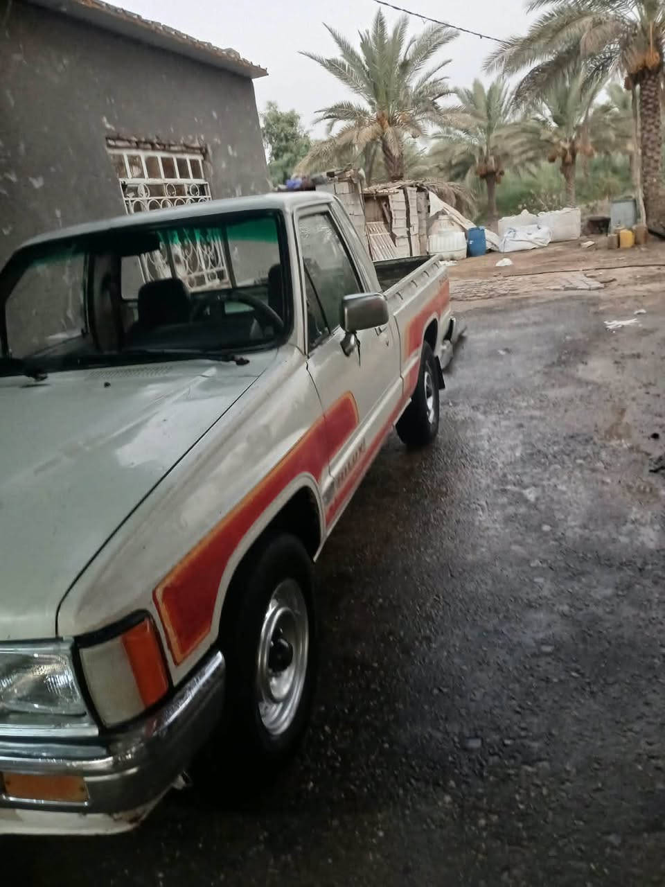 السلام عليكم تيوتا للبيع موديل 88 رقم كربلاء تحويل مكفوله صبغ محرك كير اكسل حداديه سياره جازه محركه كروسيده مكانه كربلاء الحسينية سعره 48
***********

