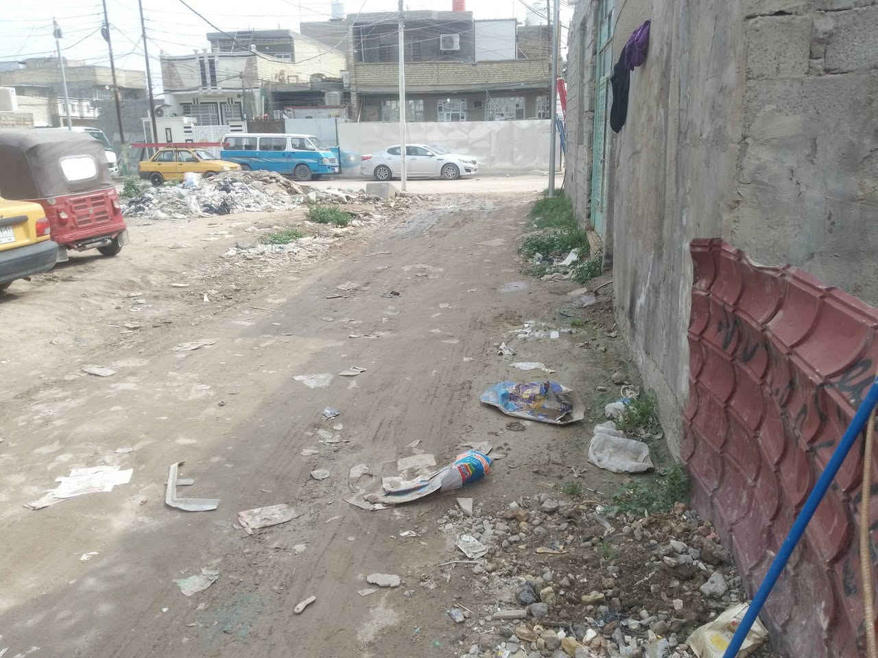 ارض للبيع مبنيه رفت كامل مجاري مي واصله كامله 50 متر بصف الشارع العريض *********** طابوزراعي سند 25
