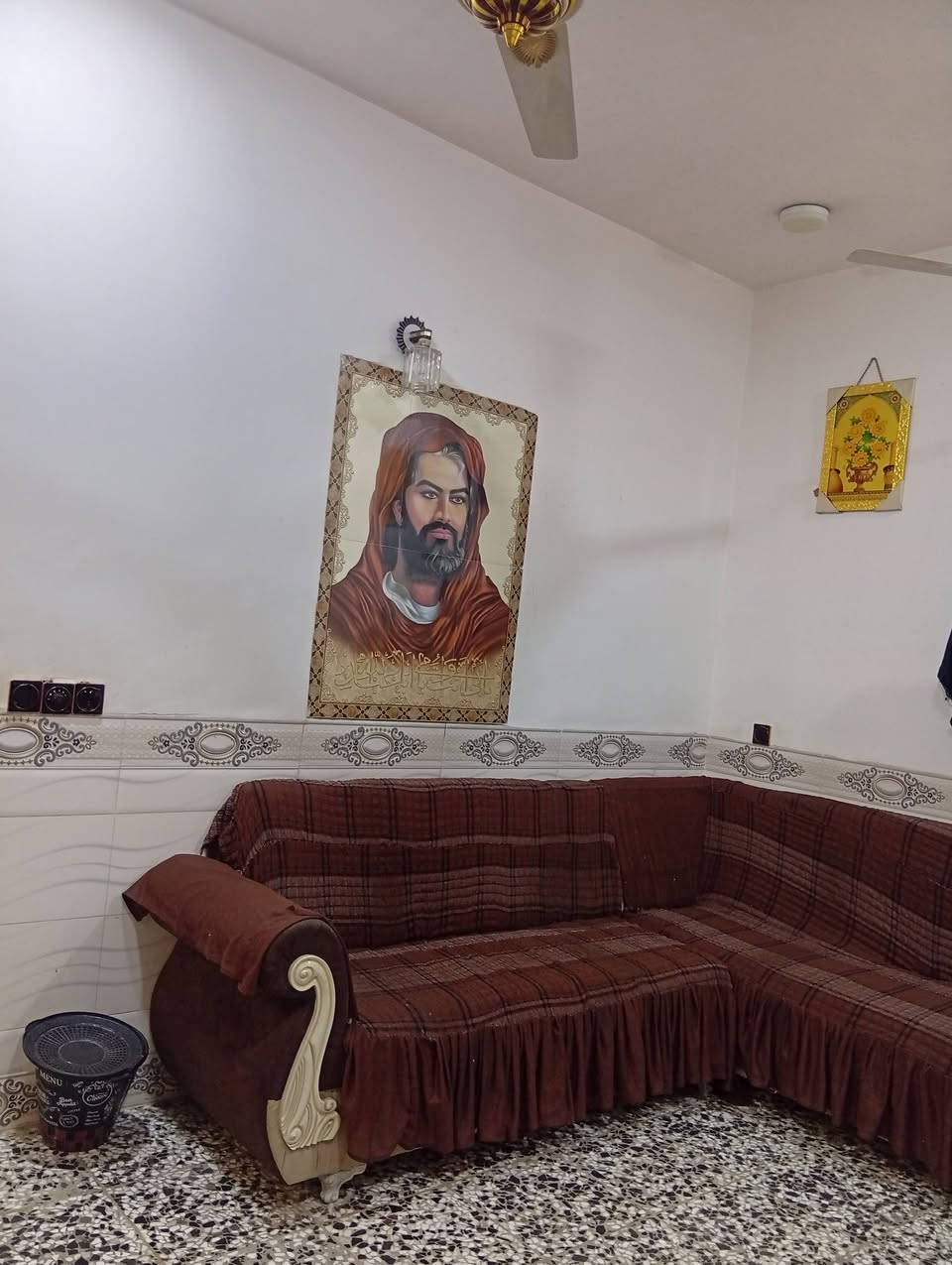 دار لبيع في للدواجن علي طريق سنجار عنانه ركن مربع سند 25 رقم الهاتف ***********
