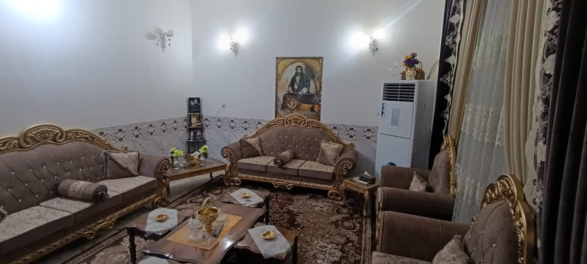 السلام عليكم
دار طابو زراعي 

سند 25
مساحه 150م

محيزم الطريق الرابط بين شارع 80 وشارع 100

مقابيل فرع المدارس 

طابق واحد 

2نوم 

صاله 

مطبخ 

كلدور 

مجمع صحيات 2

فقط نقص الواجه ماملبوخه 

للاستفسار اكثر  

مكتب احمد المرشدي 

***********
***********

عنوان المكتب شارع 80 قبل مول نون 
او مجاور لحوم الحرميين
