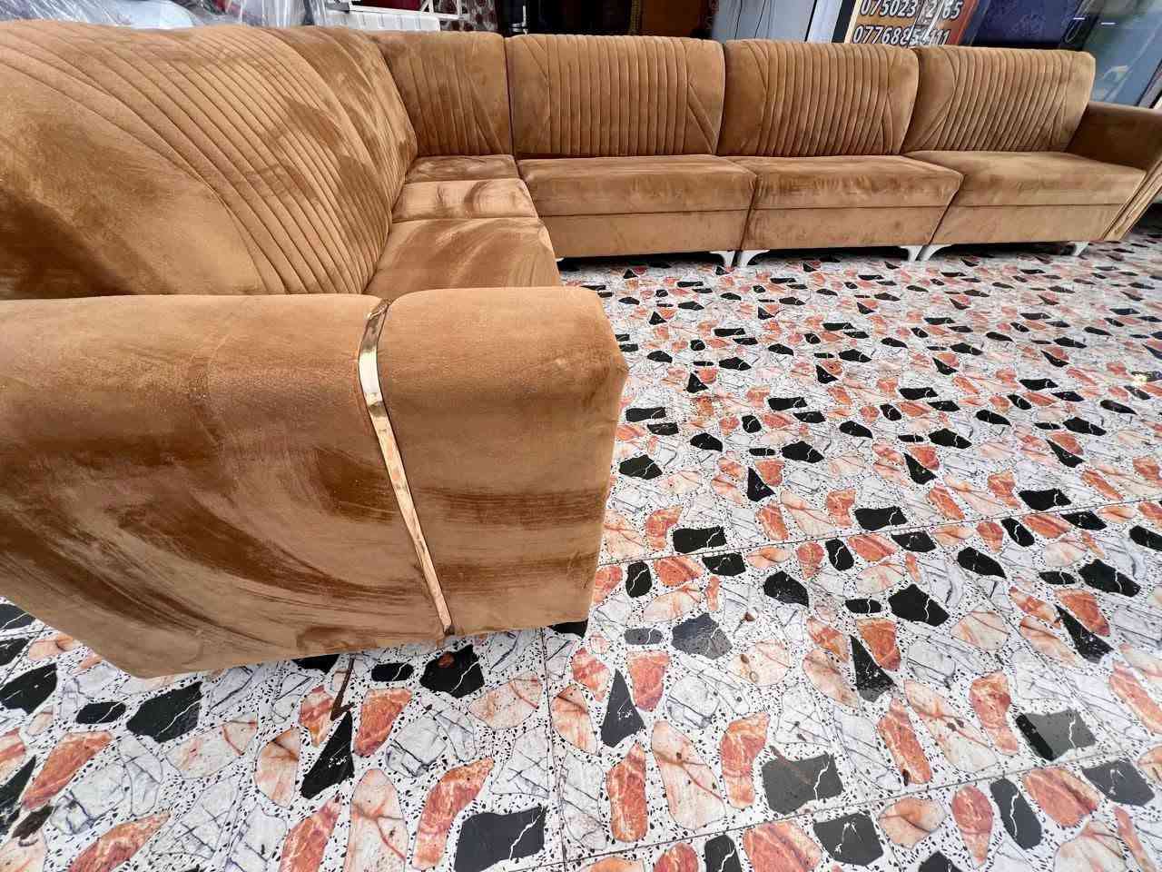 ديوان ٧ونص • ٦ قطع • نضافتو ٩٠٪