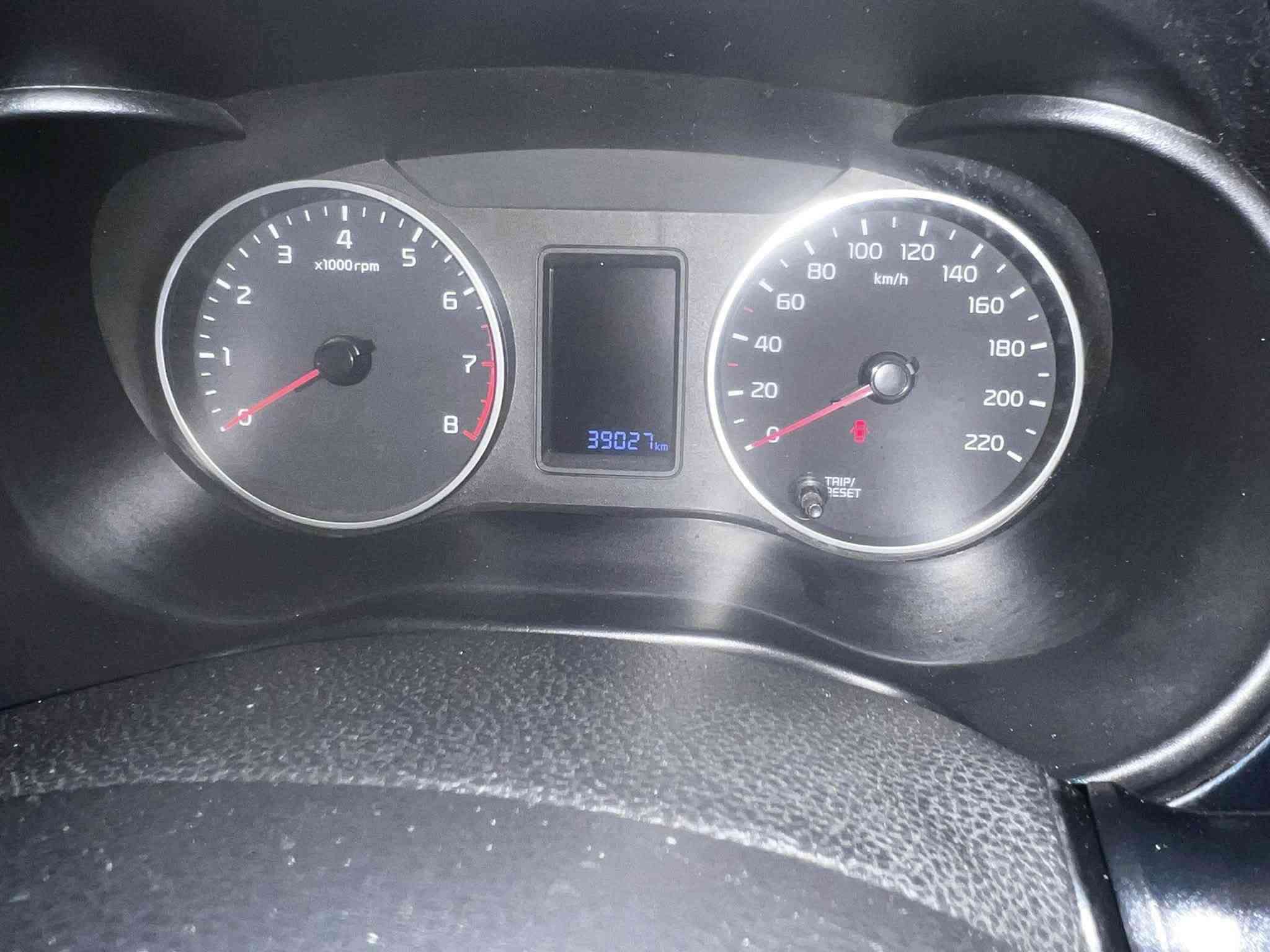 للبيع
كيا بيكاس 2020 ماشية 39 

محرك 1400

كير AT

رقم بغداد باسمي 

السيارة بعدها بحالة الوكالة كلشي بيها جديد الحمد لله 

باقي مواصفات البيكاس معروفة 

مكان السيارة بغداد حي القاهرة 

***********
