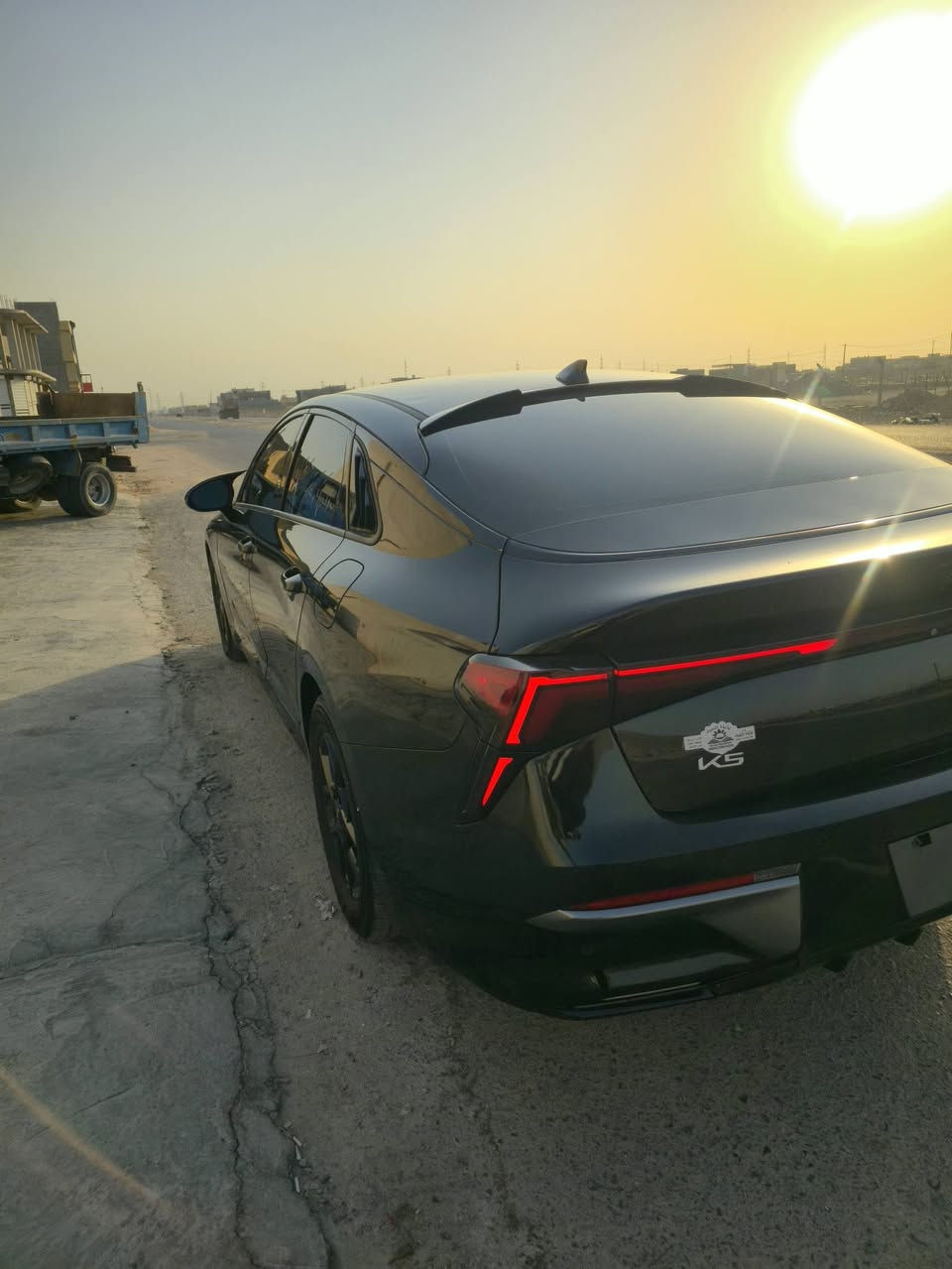 السلام عليكم كي فايف مديل ٢٥ وارد أمريكي دخول جديد شهداء بصرة باسمنه حادثها خفيف يعني صطحي جاملغ بارد بنيد بدلته أصلي نفس الون  السيارة كفاله من الصبغ رقم التليفون ***********   رادارات أماميه حساسات أماميه حساسات خلفيه رادار جانبي رادار خلفي تحديد خروج عن المسار شاشه تبريد ومسجل دمج متغير
