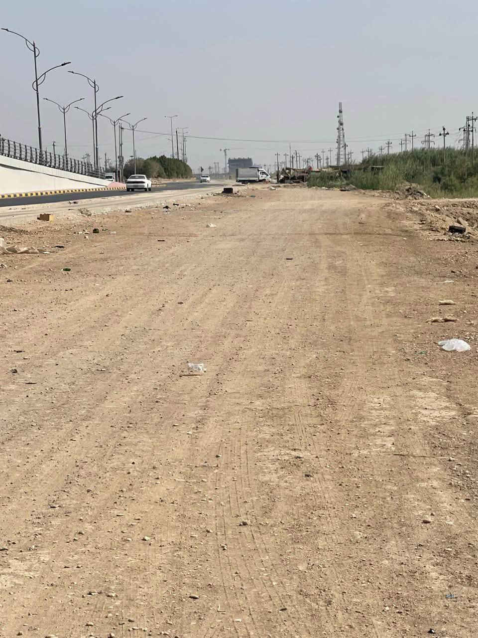 قطعه تجاريه اولى الأيجار جاهزه للاستثمار كون الموقع مميز على شارع العام بغداد ناصريه قرب مجسر الشوملي الجديد مقابيل فرع شوملي رئيسي اكثر تفاصيل موضح في الصور والفيديو 👇👇👇
الاستفسار ***********
مكتب الغدير للعقارات العامه
