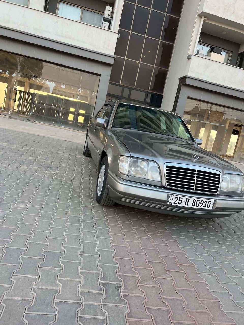 مرسيدس ٣٠٠ • موديل ٩٢ • كركوك