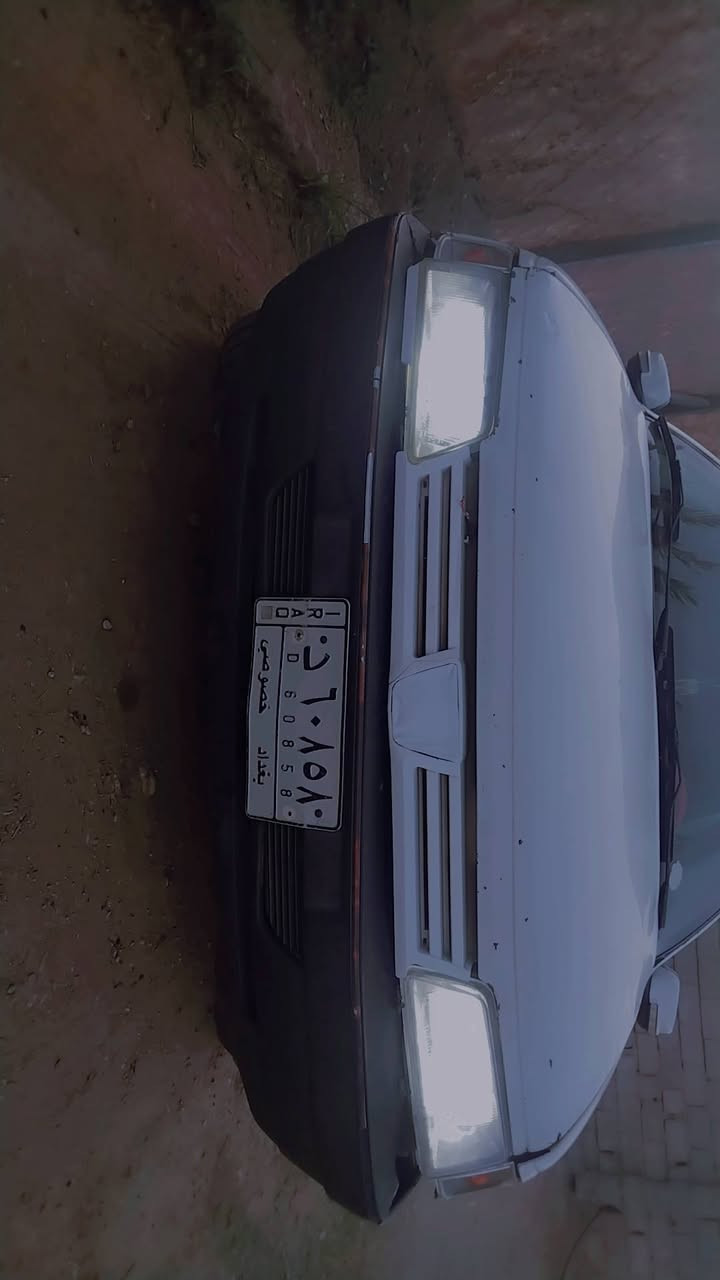 سلام عليكم
بيجو 405 للبيع موديل 2009 
سنويه 2027
تبريد تدفئ شغال 
لايت زنون 
 السعر 22 وبيه مجال 
مكاني الحله  قرب سيطرت لاثار 
الستفسار ***********
