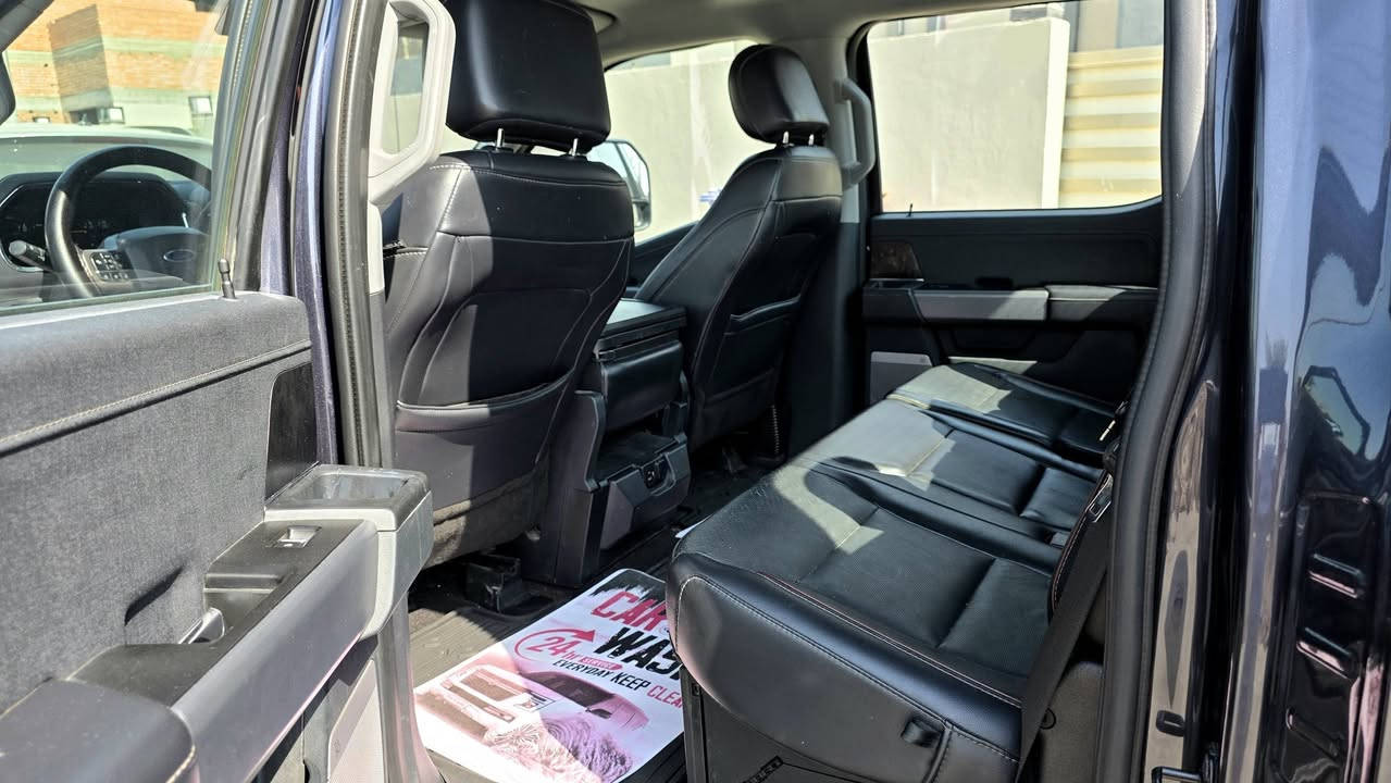 Ford F-150 hybrid 3.5L PowerBoost V6.
فورد اف 150 موديل 2021 فئة لاريات محرك 3.5 توين تيربو (بور بوست) 6 سلندر هايبرد

سيارة اقتصادية جدا تصرف تقريبا 11 لتر لكل 100 كم داخل المدينة ماشية 129 الف كم قابلة للزيادة وارد امريكي بجم كبس بدون ايرباك حادث خلفي تبديل وصبغ بدي تفصيخ رقم بغداد حمل اصفر الجديد وباسمي

مكان السيارة بغداد

السعر 25,500 دولار وبيها مجال 

لاي معلومة اخرى وصور الحادث تواصل خاص او عبر الواتس اب

***********

مواصفات السيارة

كاميرات 360 درجة 5 كاميرات 

دفع ثنائي ورباعي واوتو ودبل ثكيل ودفلوك

تحكم وضعيات قيادة 8 وضعيات مختلفة

باب طويل بدي طويل

حساسات امامي وخلفي

نقطة عمياء

رادار امامي وخلفي تنبيه وتوقف

تحديد مسار وقيادة شبه ذاتية

قارئ علامات الطرق والمرور

لايتات اوتو عالي ناصي خلفي لد

شاشة وسطية كبيرة وشاشة عدادات الكترونية كبيرة

كشنات جلد تحكم كهرباء وخزن ميموري وبيها تبريد وتدفئة

مري كبيرة فول تحكم كهرباء

مداخل كهرباء داخل وخارج السيارة

سستم صوت براند معروف

بصمة تشغيل وفتح ذكي وانارة محيطية خارج وداخل السيارة

تشغيل عن بعد

توقف ذاتي (اوتو هولد)

وبيها بعد مواصفات

السيارة ترايك بيها وين تريد 

مكاني بغداد / الكرخ
