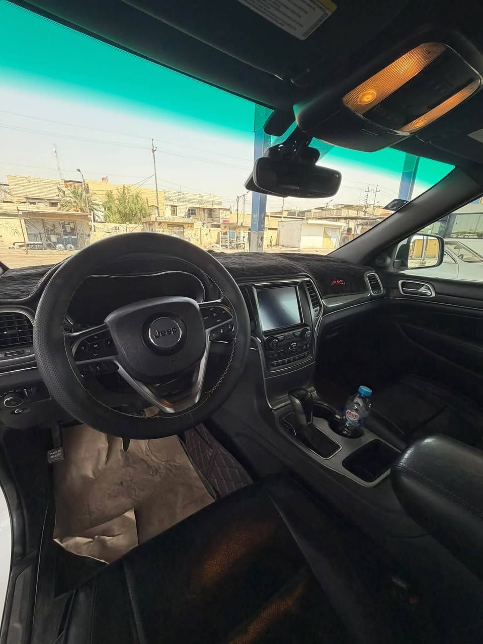 للبيع
🚘 للبيع جيب 2018 وارد أمريكي فول

• الحادث: حادث امامي فقط
• باقي السيارة كفالة بالكامل
• كلشي جديد 
• رقم بغداد وتحويل
• سنوية جديدة
• هَزّة جديدة

💰 السعر: 180$ وبيها مجال

***********

مكاني البصرة 📍
