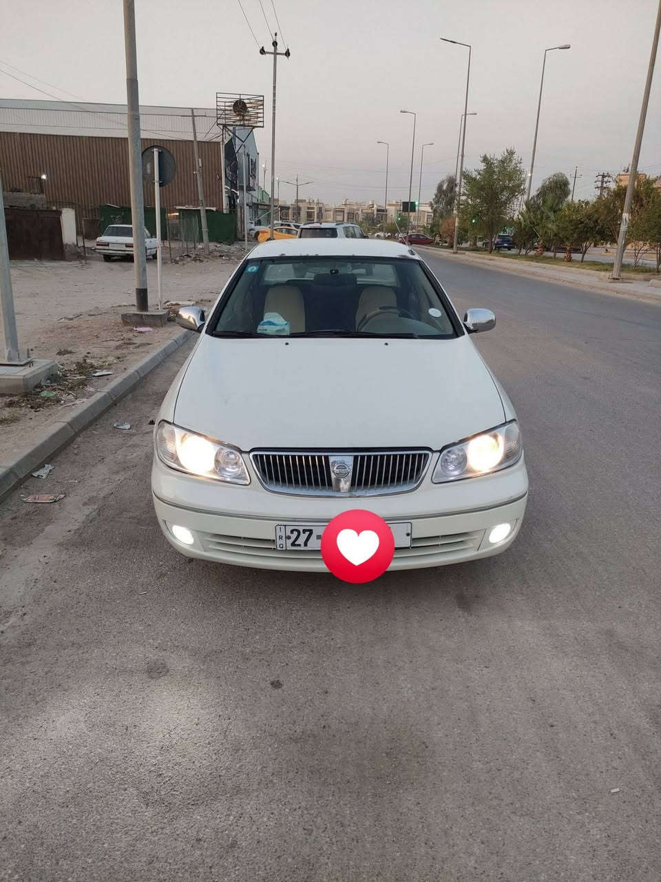 نيسان سني 2008 ياباني اصل للبيع 
محرك مكفول قبق اسود المرغوب
تبريد ثلج 
كير خير من الله 
السيارة بالواقع احلى من الصور
بيها قطعة وحدة صبغ جمالية چاملغ عكس السايق وبيها سونار قديم وجديد 
السعر 90 وبيها مجال للشراي 
مكان السيارة الناصرية مركز
هذا الرقم اتصال وواتساب بي ***********
