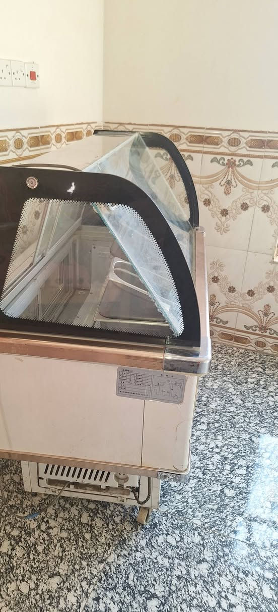 السلام عليكم سبلت طن ونص ميديا ما طاب تصليح جديد جدا السعر 300 25 مكيف طنين راوتري السعر 300 براد مقبلات السعر 350 ثلاجه اكبر حجم سعر 375 العنوان بابل //***********
