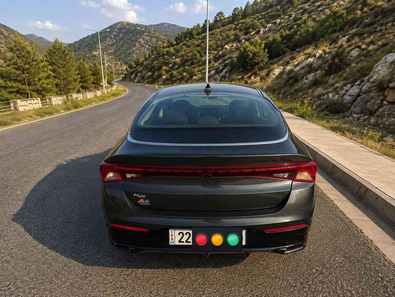 🔥 KIA K5 2022 — لعشاق الـ K5 🔥
🚘 FIRAS CARS
لسنا الوحيدين… لكن نطمح أن نكون الأفضل ❤️
🔥 الحلال للبيع — نقد فقط 🔥
كيا K5 موديل 2022 | رقم أربيل جديد
✨ المواصفات LXS:
شاشة مع تنبيه أعطال ومعرفة بالعربي
رادار أمامي وجانبي
كاميرا دوارة
تحديد مسار
أوتو
هندبريك بصمة
تشغيل عن بُعد
بصمة أبواب
حساس مانع اصطدام
تبريد ثلج ❄️ قطعة واحدة
مكينة 1600 GDI DOHC | 4 سلندر
اقتصادية جداً بصرف البنزين
تقبل بنزين عادي
🛡️ حالة السيارة:
إيرباكات ستيرن وبردى باب جهة نفر
شرط بدون دواخل
الشواصي والبدنه والغد والبطانة شرط
حادث سيارة بأمريكا
جاملغ أمامي + باب نفر + حافة بونيد
صور الحادث مرفقة ويا صور السيارة
ماشية 135 ألف كم
السيارة مصبوغة بالكامل بسبب سقوطها من سيارة الشحن
هزة 2027
سنوية ما ساقطة
شرط تحويل ثاني يوم
💰 السعر: 127 ورقة
🔥 وبيها مجال للطيبين
📍 مكان السيارة: أربيل
⚠️ ملاحظة مهمة:
السيارة مو إلي، معروضة يمي للبيع. أبيعها مقابل عمولة بعد الاتفاق بين الطرفين، وكل تفاصيل السيارة مذكورة بكل وضوح.
📞 للاستفسار:
***********
***********
❤️ إذا تدور K5 نظيفة من ناحية الدواخل والشواصي وبمواصفات حلوة، هاي تستاهل تشوفها بنفسك.
🌹 تحياتي للجميع
FIRAS CARS
