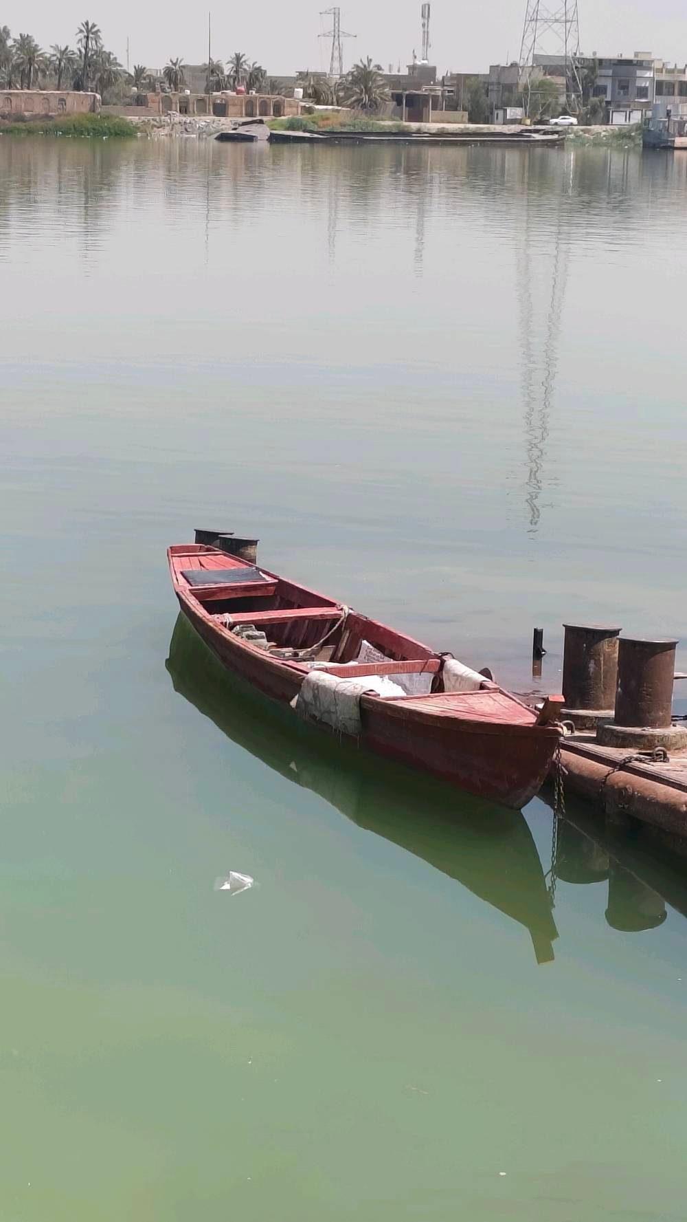 بلم فايلر للبيع نضيف كما في الصوره
طول ٦ متر
السعر ٣٠٠ وبيه مجال بيع مستعجل
المكان العشار قرب مخازن التمور
***********