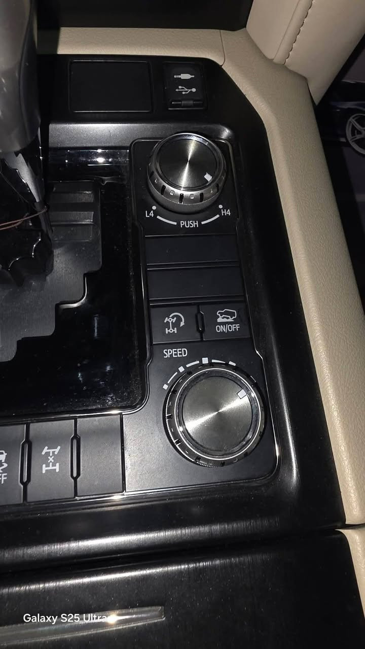 سياره لاندكروز موديل 19 🚙

ساز فول مواصفات 💯

محرك 8 سلندر المرغوب 🚀✈️

رقم بغداد 🇮🇶 بسمي هزه ورقم جديد 💫

سياره جديده ما شاء الله ❣️

فول مواصفات 💯 

لون السياره ابيض 🤍

تأخذها وانته مرتاح البال 🥳

مكاني بغداد السعر 495 وبيها مجال معقول 💥

للطيبين والشرايه فقط 

الرقم والاستفسار الاتصال على رقم  ***********
