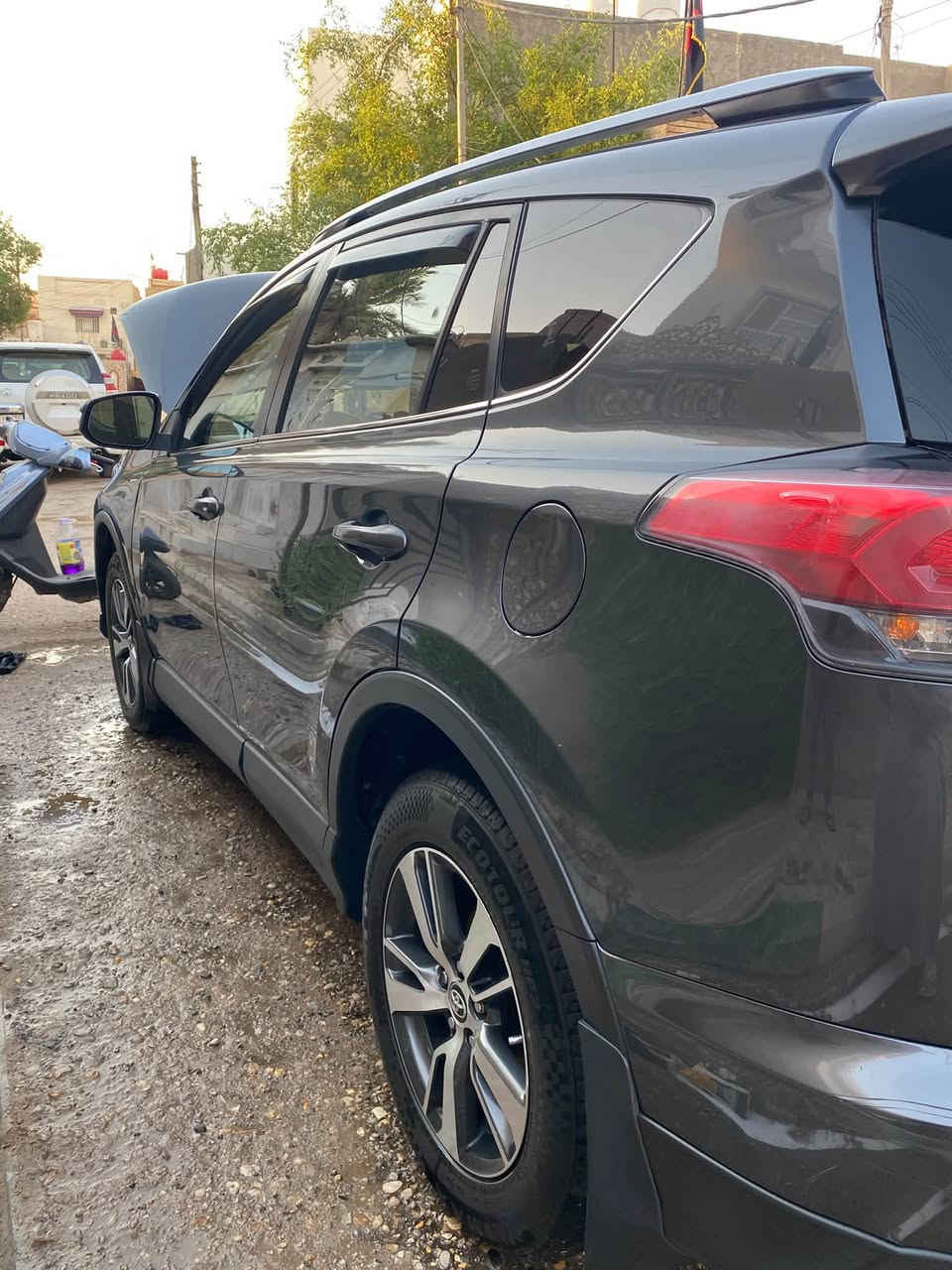 مراوس بأحدث بدون تبديل و بدون صبغ .. بارد مكانات XLE فول مواصفات ما عدا الكشن مو جلد 
المكان / السماوة 
***********
