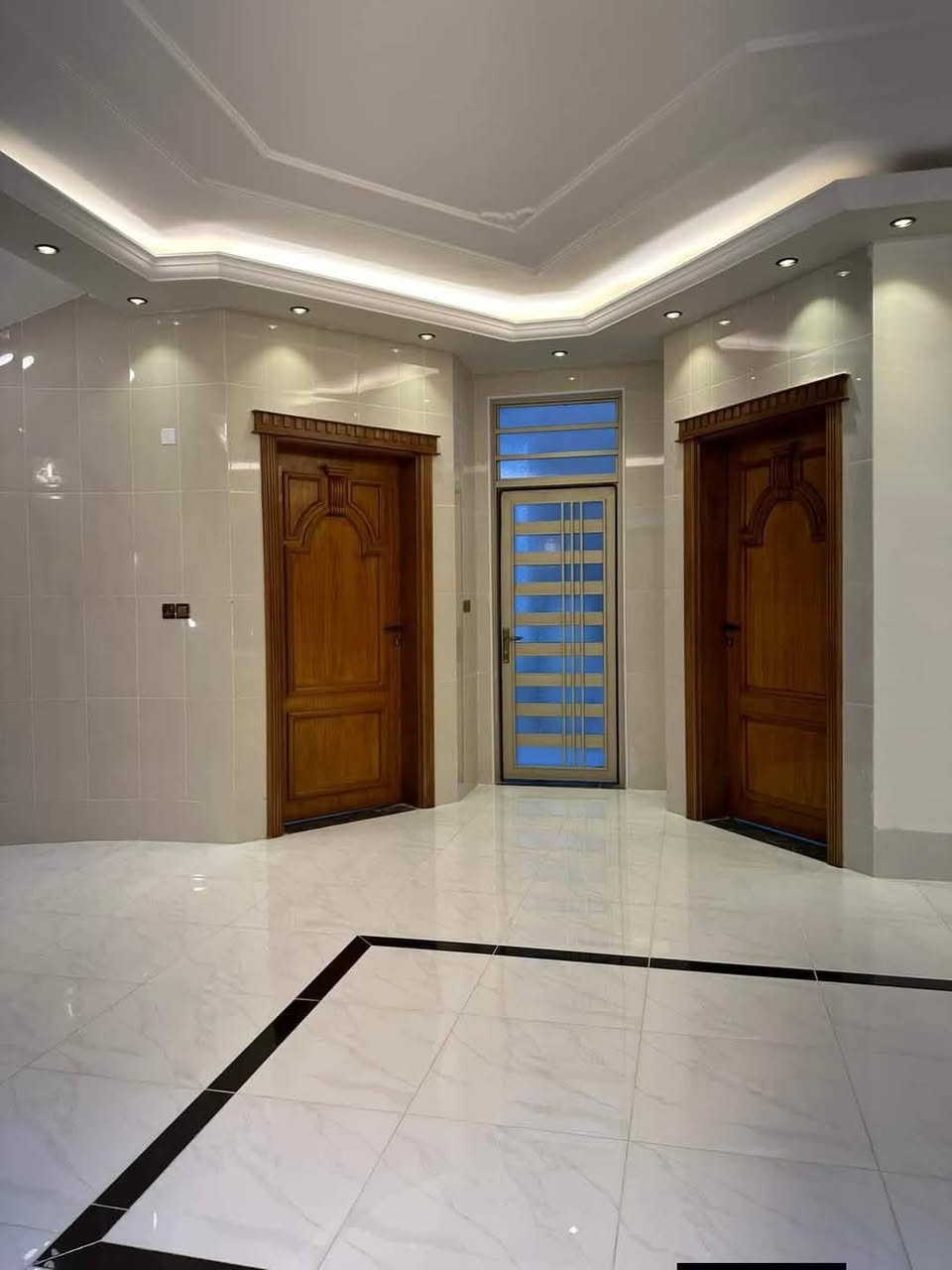 أبواب سنديان/ من عمالنا
صبغ صاج / ‏‪***********‬‏
