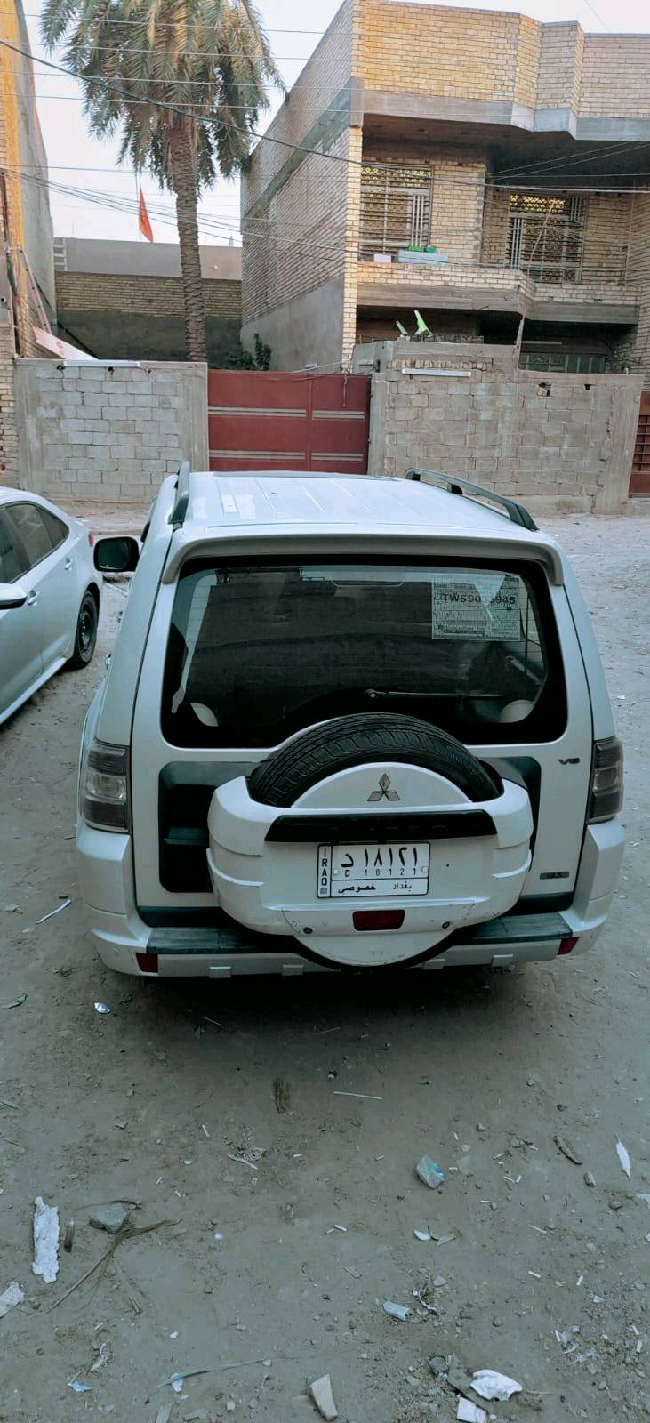 للبللبيع فقط
باجيرو حبتور ام الدمام موديل ٢٠٠٩ 
محرك جديد ٣٥٠٠ كير مكفول
السياره فول مواصفات
السياره عليهه ادامه شامله قاعدة فيت بم جديده
بلكات نوزلات وكاله اصلي
راديتر جديد طبقتين
لاستيك ولف بدلته ب٤٠٠ الف بي ضمان سنتين ورقة الضمان موجوده
دمام خلفي، سماعات محيطيه، تدفئة تبريد، اشاير مري،. مري شفط، سلايد روف، جرس بسرعة ١٢٠، تحكمات ستيرن، زوج تايرات جدد، 7  راكب، دوشمه جديده، بجم لكزز سعره ٧٠٠ $
، شاشة كبيره لمس ايباد، لايت زنون قبل سنه شديته سعره ٢٠٠$، بنكه اضافيه لتبريد المحرك، كمبريسر جديد.....

الجناي يعرف شكد صارف علسياره
*السياره بيهه قطعتين سمكره وقطعه بلاديه مبدله نفس اللون
وبيهه ملاحضات بسيطه بارد وتفاصيل بسيطه *
الصدر يحتاجله ترتيب

سعر السيار ه و110رقه وبيهه مجال
بغداد الامين الثانيه خلف السده
***********

للبيع فقطططط