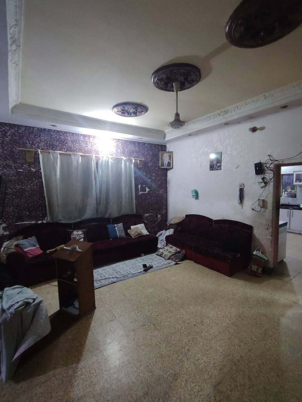 بيت للبيع طابقين زراعي سند 25 أبو خستاوي مساحته
330 أبو خستاوي قرب دائرة المرور تبعد عن الشارع 500 متر نصف المنطقه بين سنجار و طريق كربلاء 
4 غرف و صاله مثل ما موضحه بالصوره و مطبخ بيت كامل و صحيات بالطابقين 
و خارجيه أيضا  و بيتونه كبيرة و سطح 
للاستفسار عن السعر واي شي يخص البيت الاتصال بالرقم 
***********
***********
