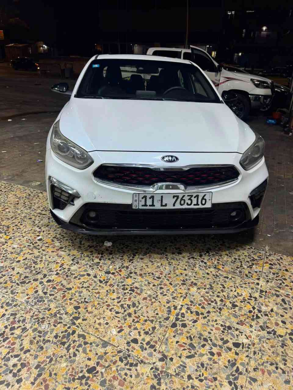 السلام عليكم للبيع فورتي فول مواصفات للاخير موديل 2021على حادثها مال امريكا فتحه بصمه 
نقطه عمياء 
مكاني بغداد 
***********
السعر 124 وبيها مجال
