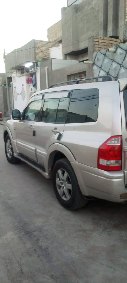 باجيبرو موديل 2006محرك 3800تخم تاير سبعه راكب تبريد 3قطع كهربائية جاهزه كير ومكينه خير من الله بيع او مراوس بسياره احدث واطي فرق صبغ احزام جماليه بدون ضربه العنوان بغداد ورقم بغداد ***********
