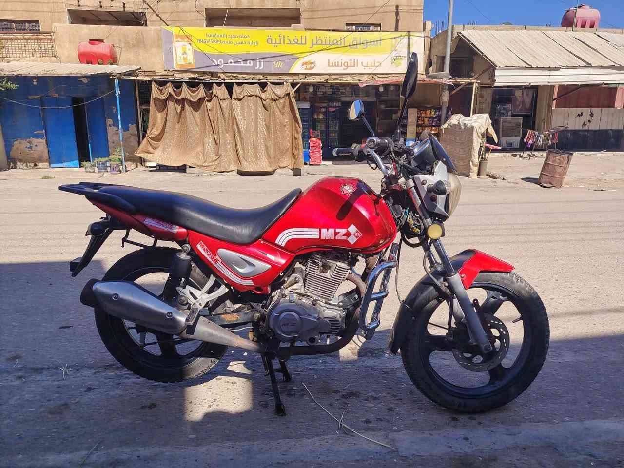 مالسلام عليكم للبيع موطور امزت عالي موديل20الموطور بدل فقط زنجيل مال المحرك سعر1150وبي مجال شي قليل المو شراي لايتعبني ***********
