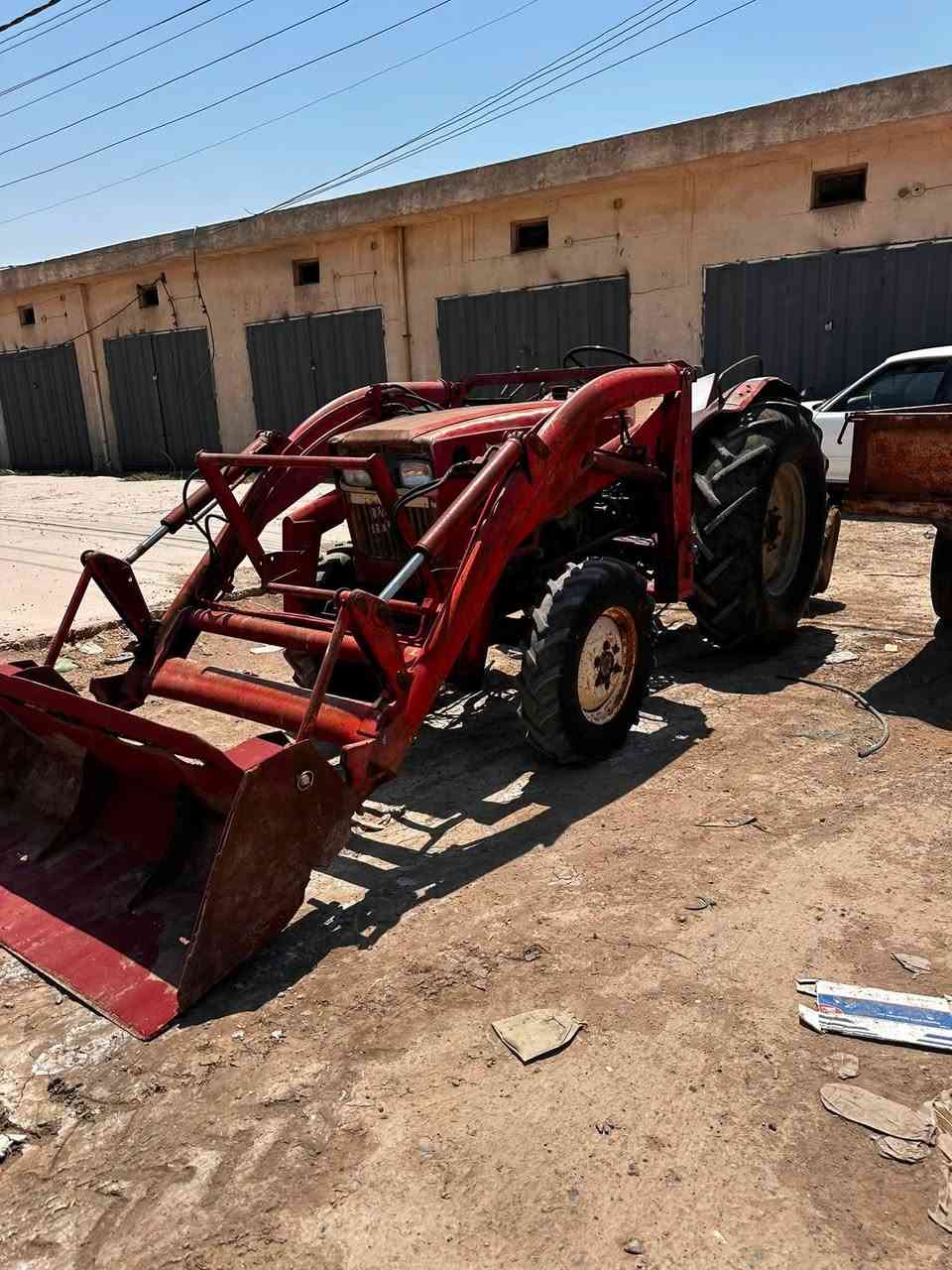 السلام عليكم 
ينمار حجم 330 مكينة خير من الله  
   عربانة قلاب + خباطة + كيلة نضيفة جداً 
المكينة ما متعوبة مال جناي 
 واسط الصويرة 

(مكلف بنشر)
رقم صاحب المكينة 
‭***********‬

‭***********‬
