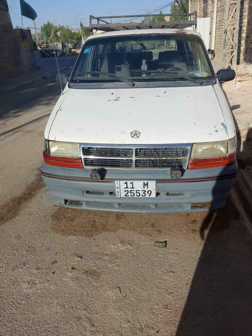 سياره دوج كلايزر مديل 93كلها بلاديه تبريد شغال ثلج السنويه لل31 رقم انكليزي المداور ثاني يوم السياره بأسمي مكانها نجف رقم السياره بغداد والسعر 35والمجال بسيط اي استفسار ع الرقم***********
