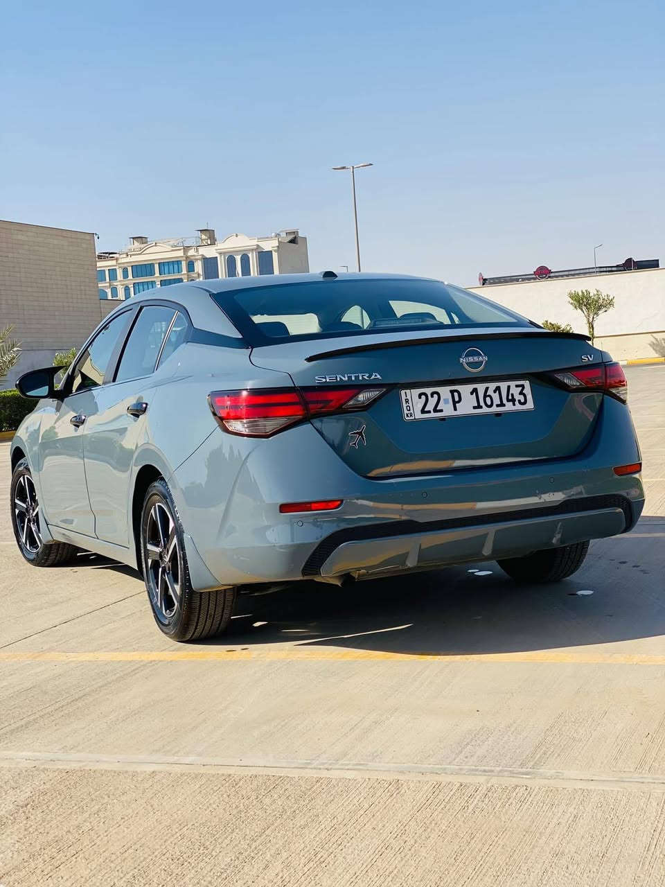 Nissan sentra 2024 SV 
‎                                     ( سعری:122 وەرەقە )
‎نیسان سێنترا 2024 
‎مواسەفات SV 
‎بەسمە ، ڕادار ، حەساسە ، ئیکۆیە 
‎25 هەزار ڕۆیشتیە 
‎دوو پارچەی سبوخە بۆنید ، چاملخ سەکن 
‎کەمەک ناوی گرتیە 
‎سەقفی دوو سێ جێ قۆپی هەیە 
‎ئەرباگ بەس سوکان سیستەمە 
‎شوێن هەولێر 
‎ڕەقەم تەلەفۆن : *********** 
‎ڕەقەم شانسی :
‎ 3N1AB8CV4RY225984 أربيل, العراق
