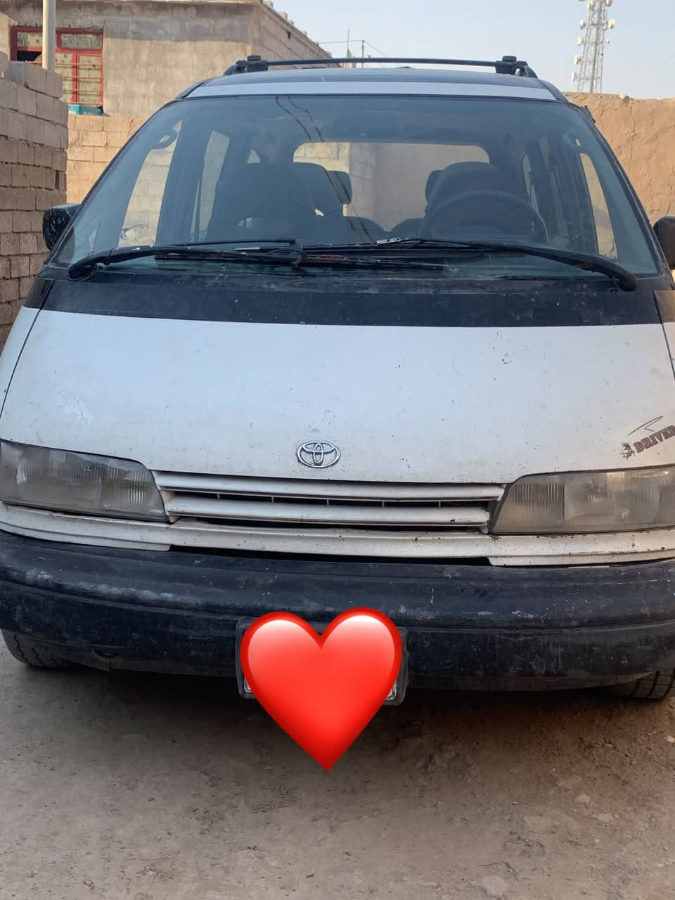سلام عليكم بريفا للبيع موديل 99بدون خياس بدون ضريه بدون صبغ وياله و تايرات جديد  لايتات جديده امامي خلفي كهربائيات كله شغال كير عادي 7 راكب سياره خير من الله  مكان سياره واسط العزيزيه 40وبيهاا مجال للطيبين ***********
