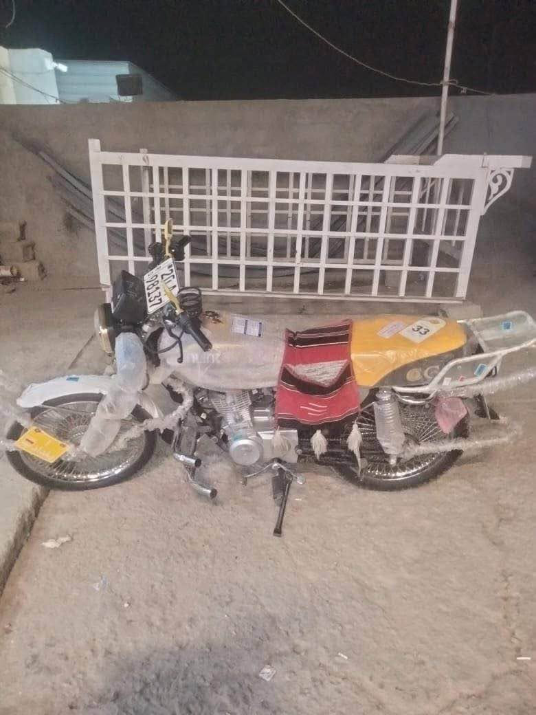 سونك 4كير نظيفه استعمال قليل كلللش ممشتغل بيها مرقم رقم انكليز سنويه تحويل ثاني يوم رايد مراوس بدراجه هم مرقم بس خمسه كير مثل متعرفون ال4اقوه من ال5 بس اني متعود ع السلف مكاني بغداد الدوره رقم الواتساب *********** بغداد, العراق
